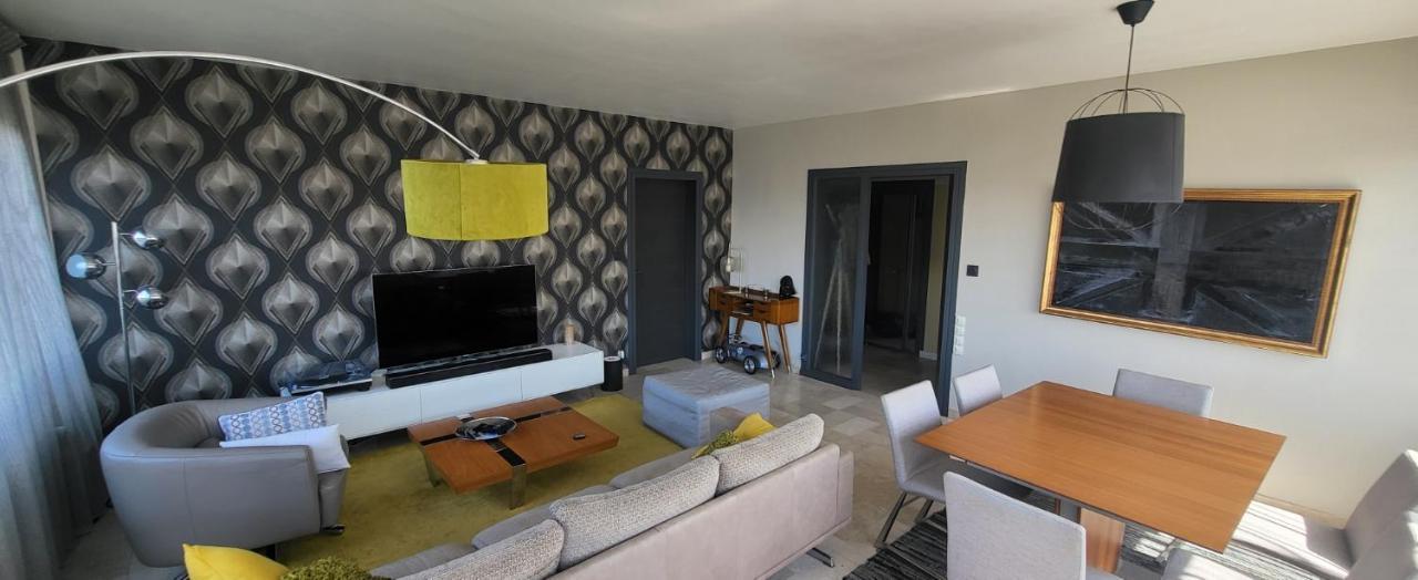 Appartement Lumineux De 90 M2 Situe En Centre Ville Annecy Exteriér fotografie
